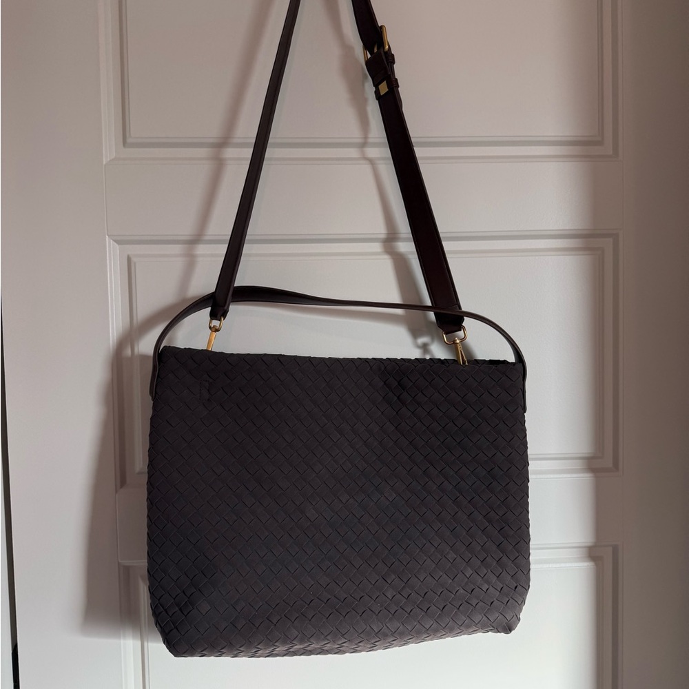 Amazon Woven Shoulder Bag - Dark Brown